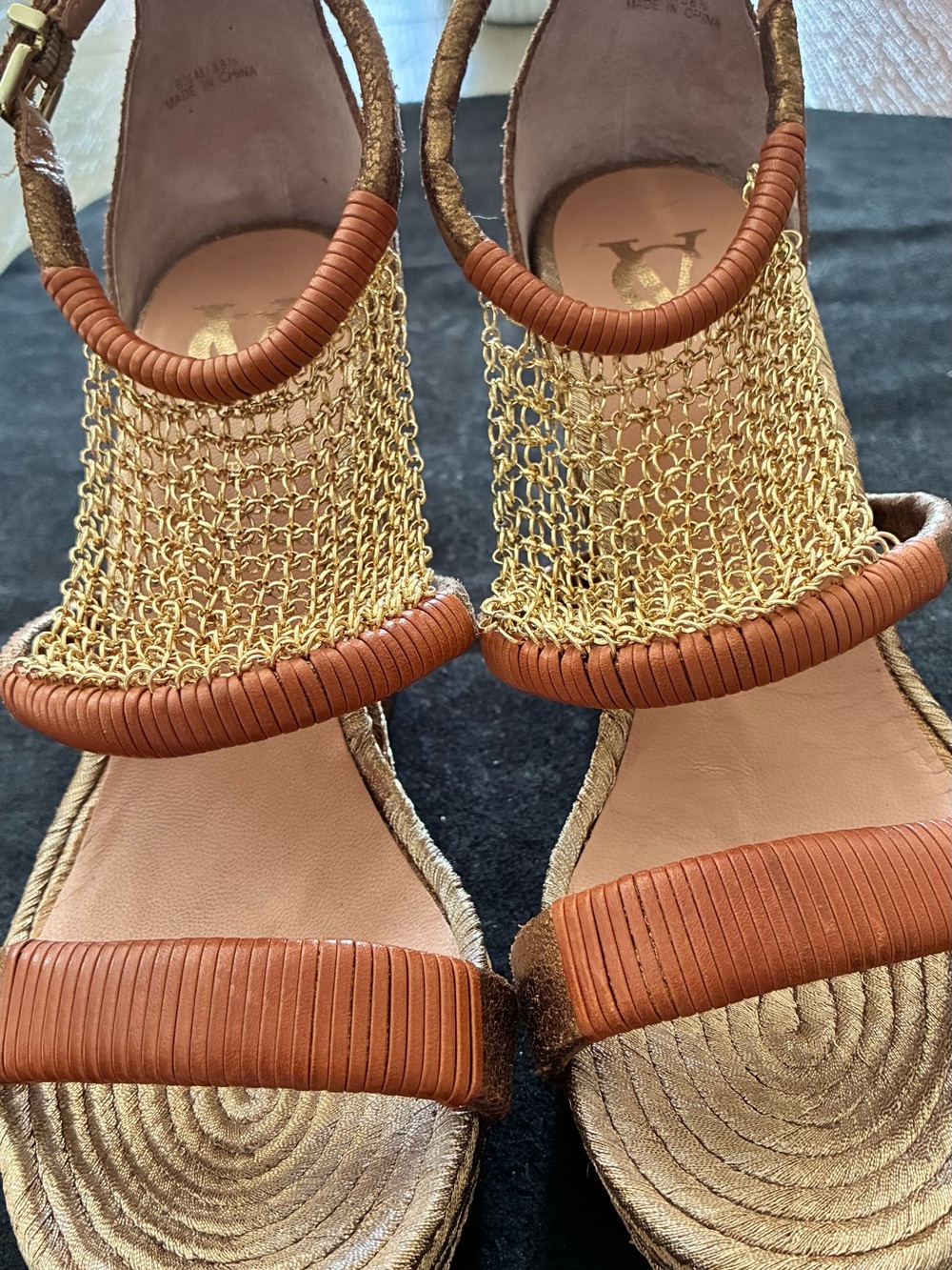 Vero Cuoio Tan and Gold Mesh Wedge Sandals